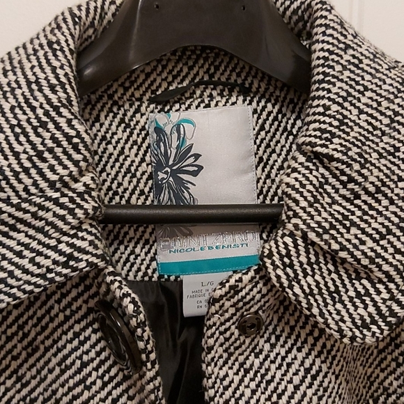 Jacket - Picture 3 of 5